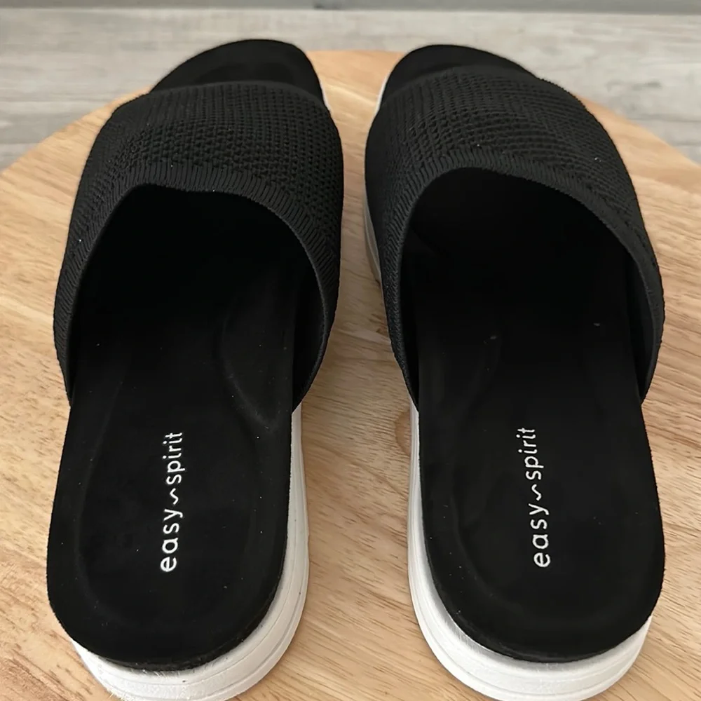 Easy Spirit Siena3 Slip-On Sandal